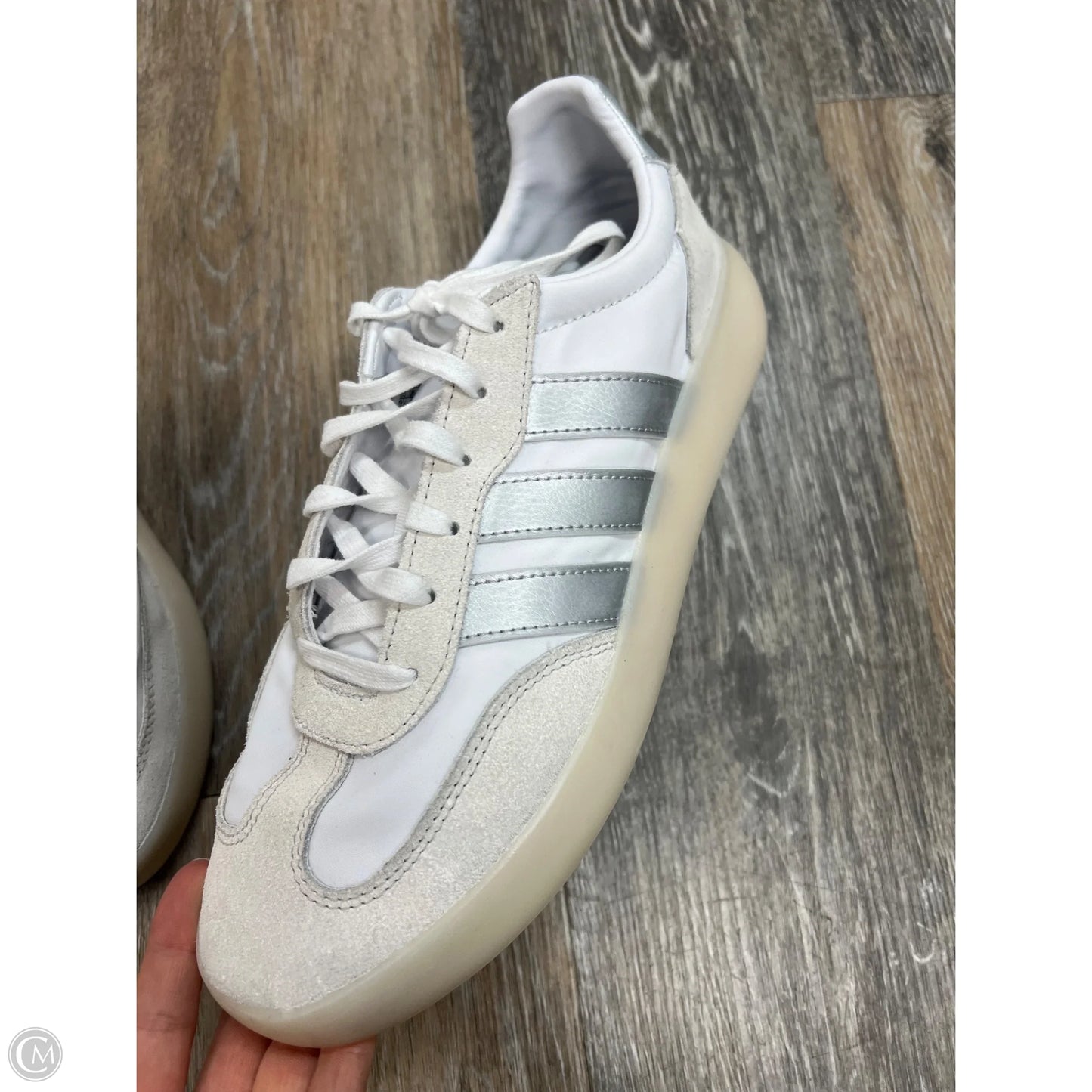 Shoes Sneakers By Adidas In White, Size: 9.5