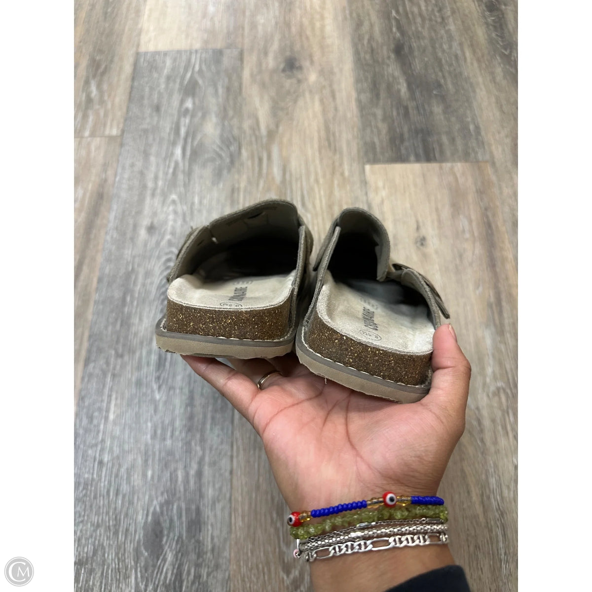 Shoes Flats By Cushionaire In Tan, Size: 8.5