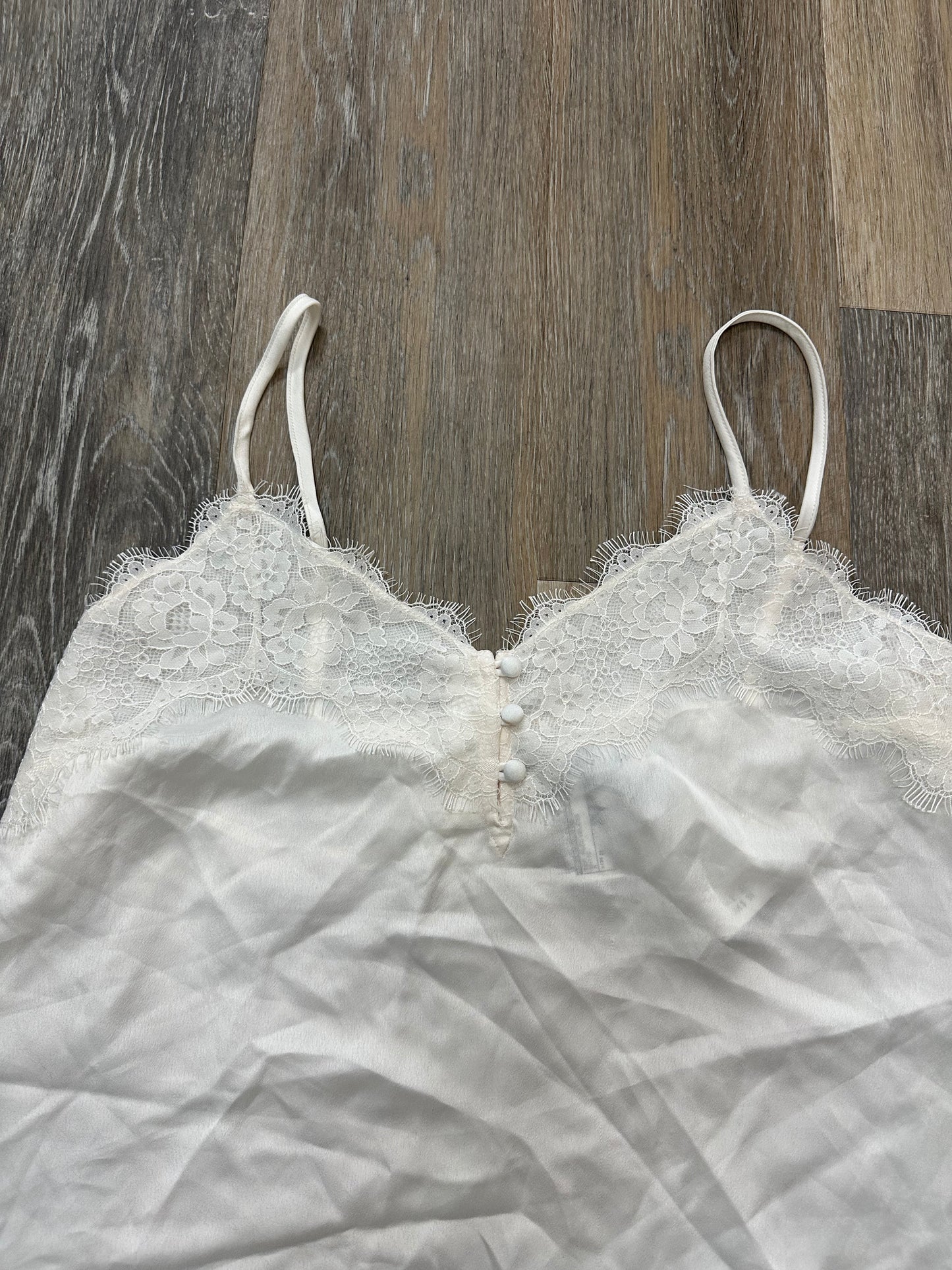 Top Sleeveless By Abercrombie And Fitch In White, Size: M