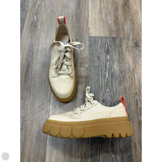 Shoes Sneakers By Sorel In Tan, Size: 9