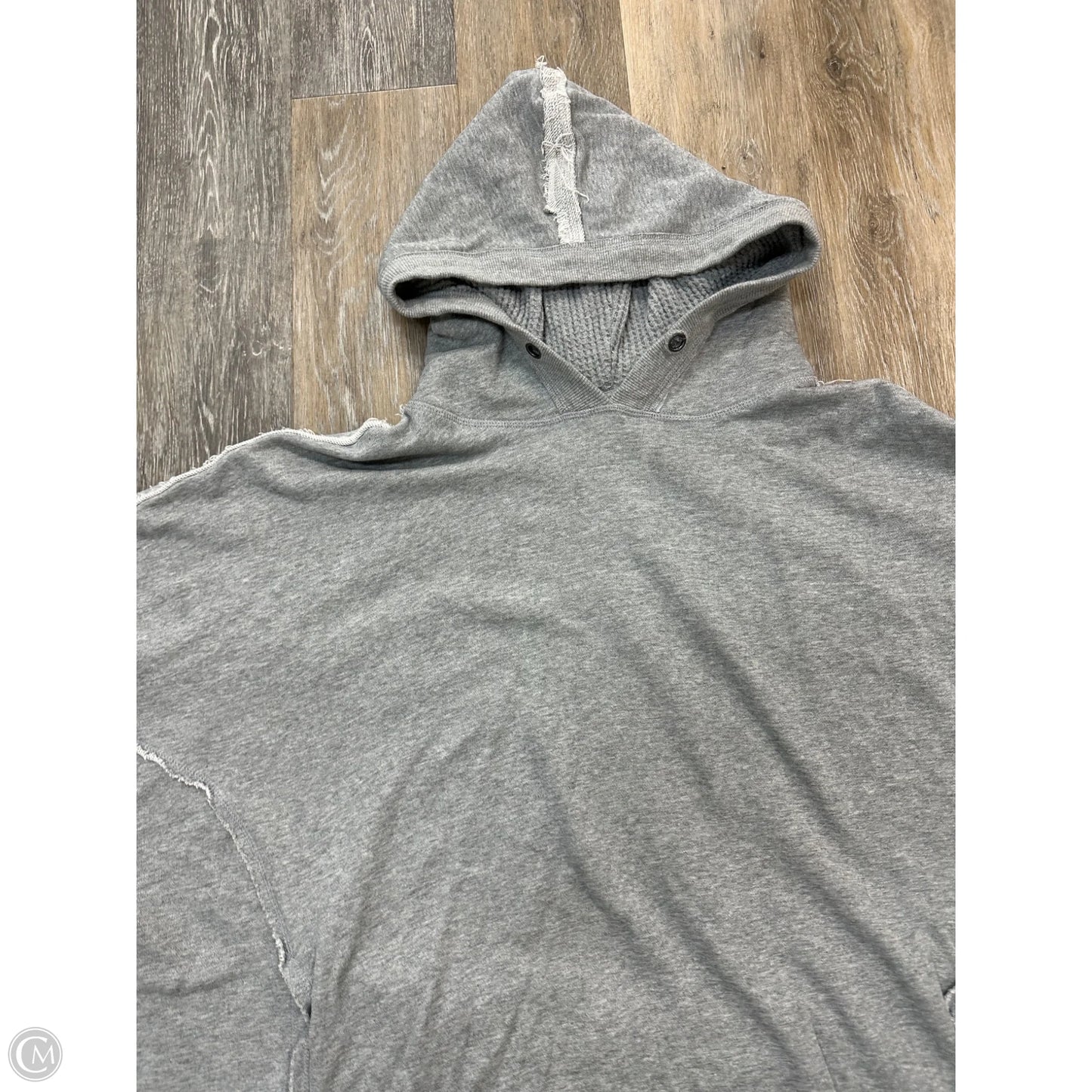 Sweatshirt Hoodie By We The Free In Grey, Size: L