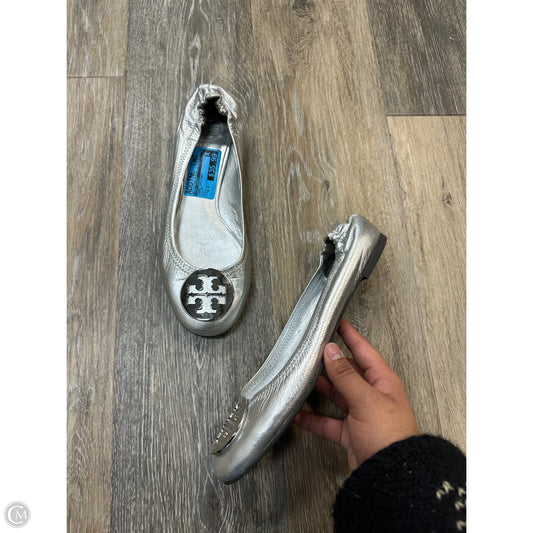 Shoes Designer By Tory Burch In Silver, Size: 8.5