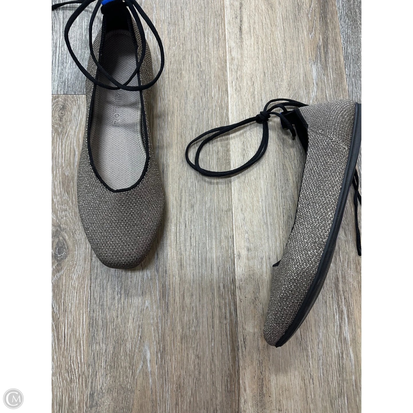 Shoes Flats By Rothys In Gold, Size: 9