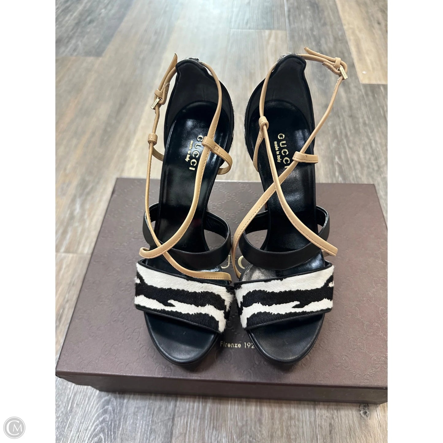 Shoes Luxury Designer By Gucci In Animal Print, Size: 6.5 (36.5)
