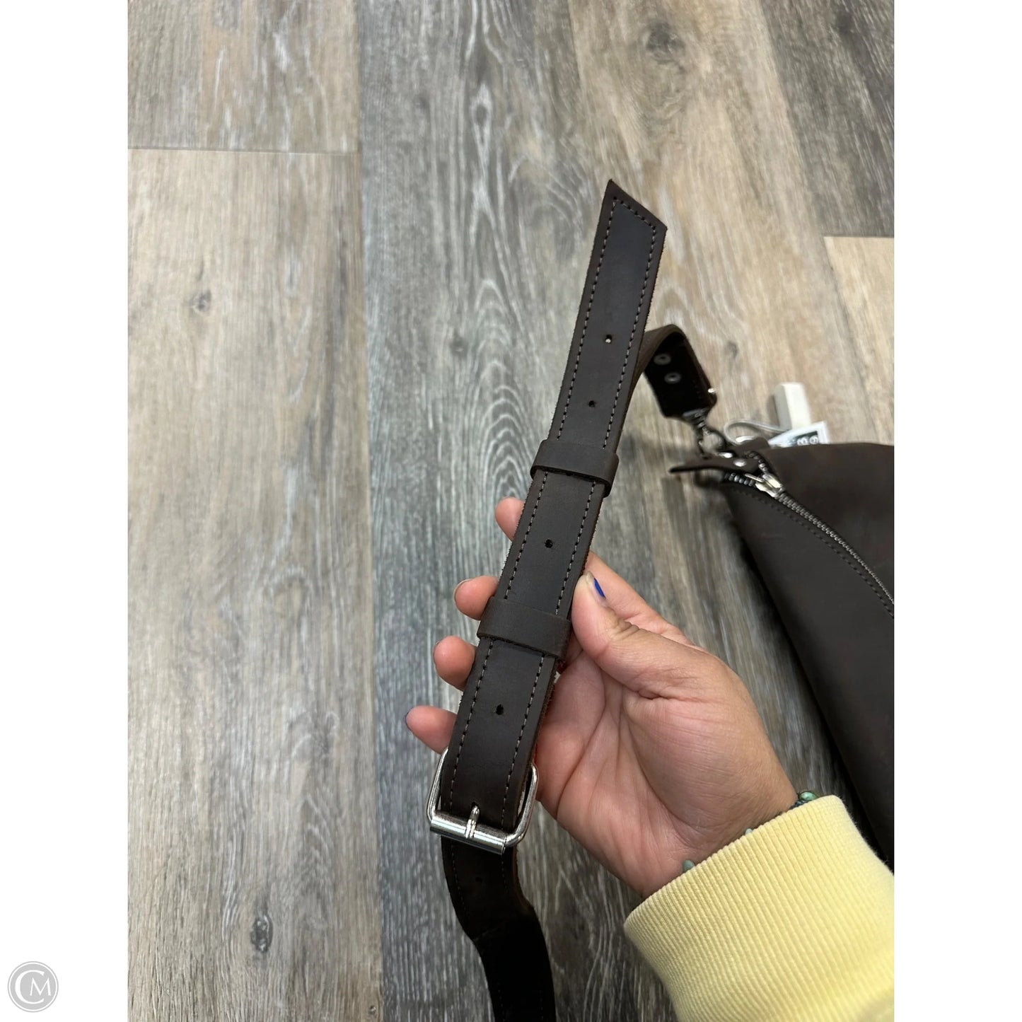 -Belt Bag Leather By Andar, Size: Medium