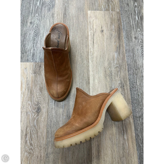 Shoes Heels Block By Free People In Tan, Size: 8.5