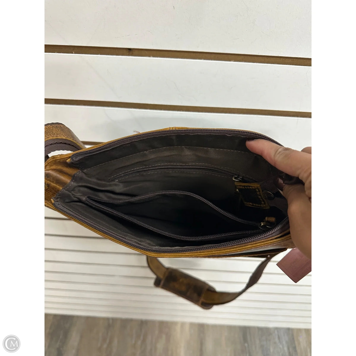 Crossbody Leather By Cmb, Size: Large