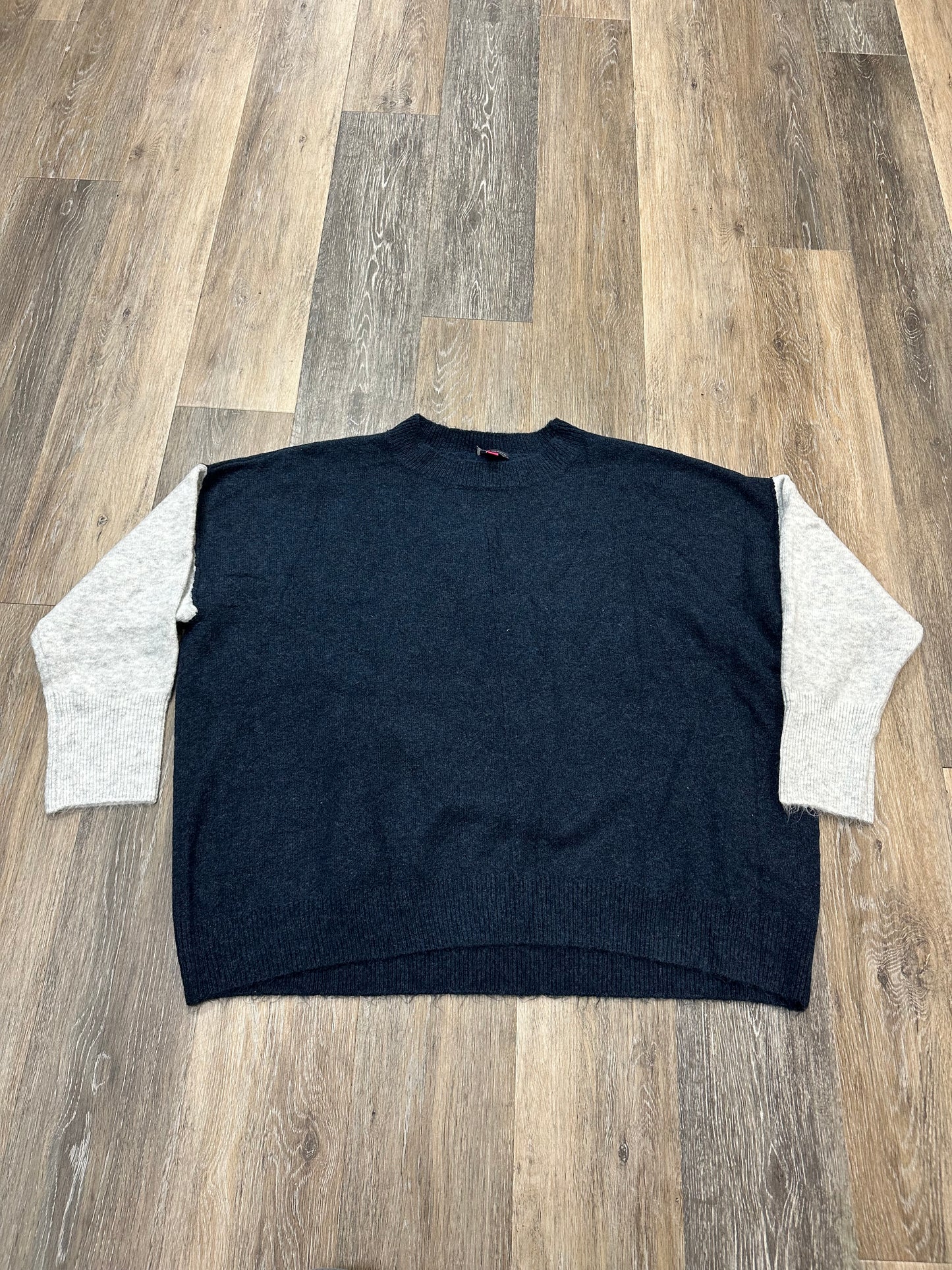 Sweater By Vince Camuto In Navy, Size: 2x