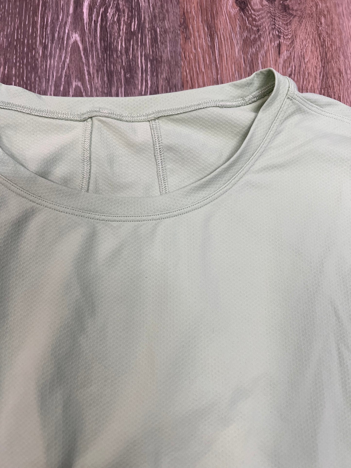 Athletic Top Long Sleeve Collar By Lululemon In Green, Size: Xl