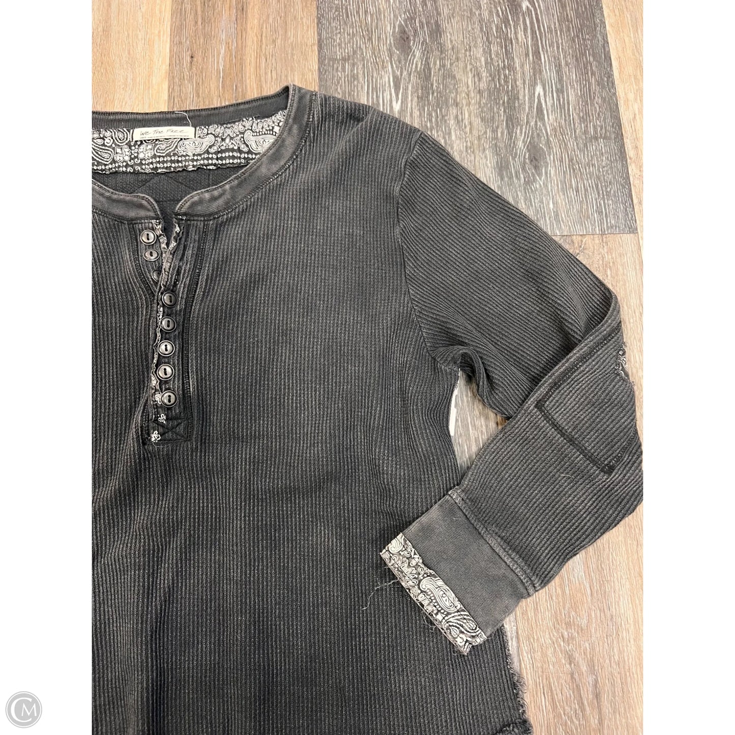 Top Long Sleeve By We The Free In Grey, Size: L