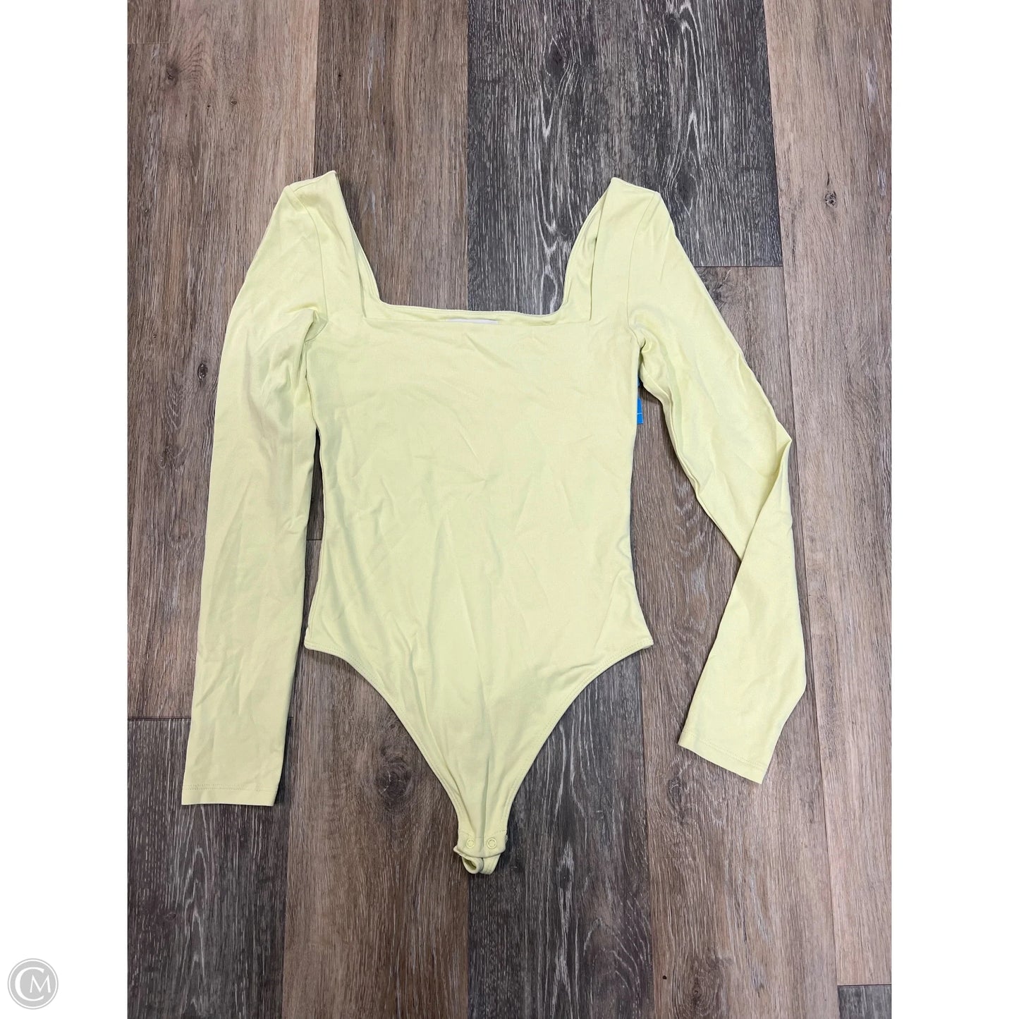 Top Long Sleeve By Babaton In Green, Size: S