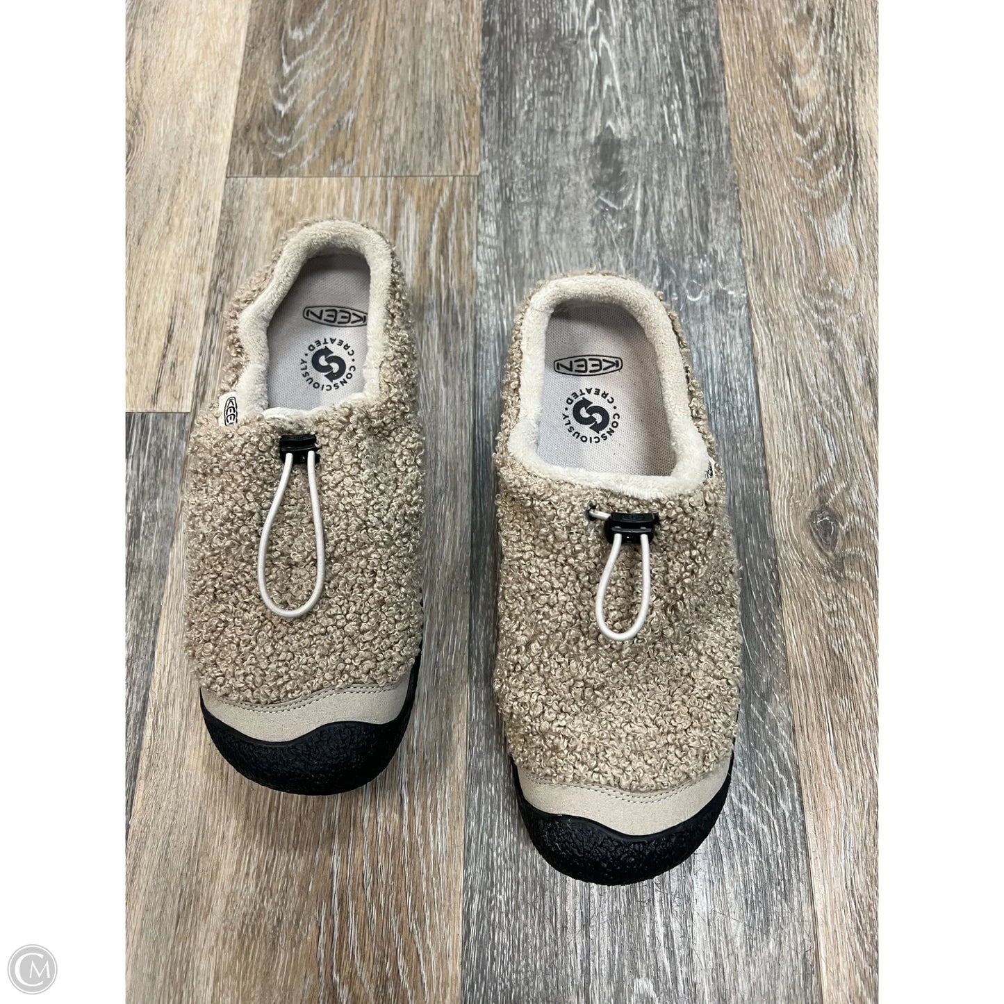 Shoes Flats By Keen In Tan, Size: 9