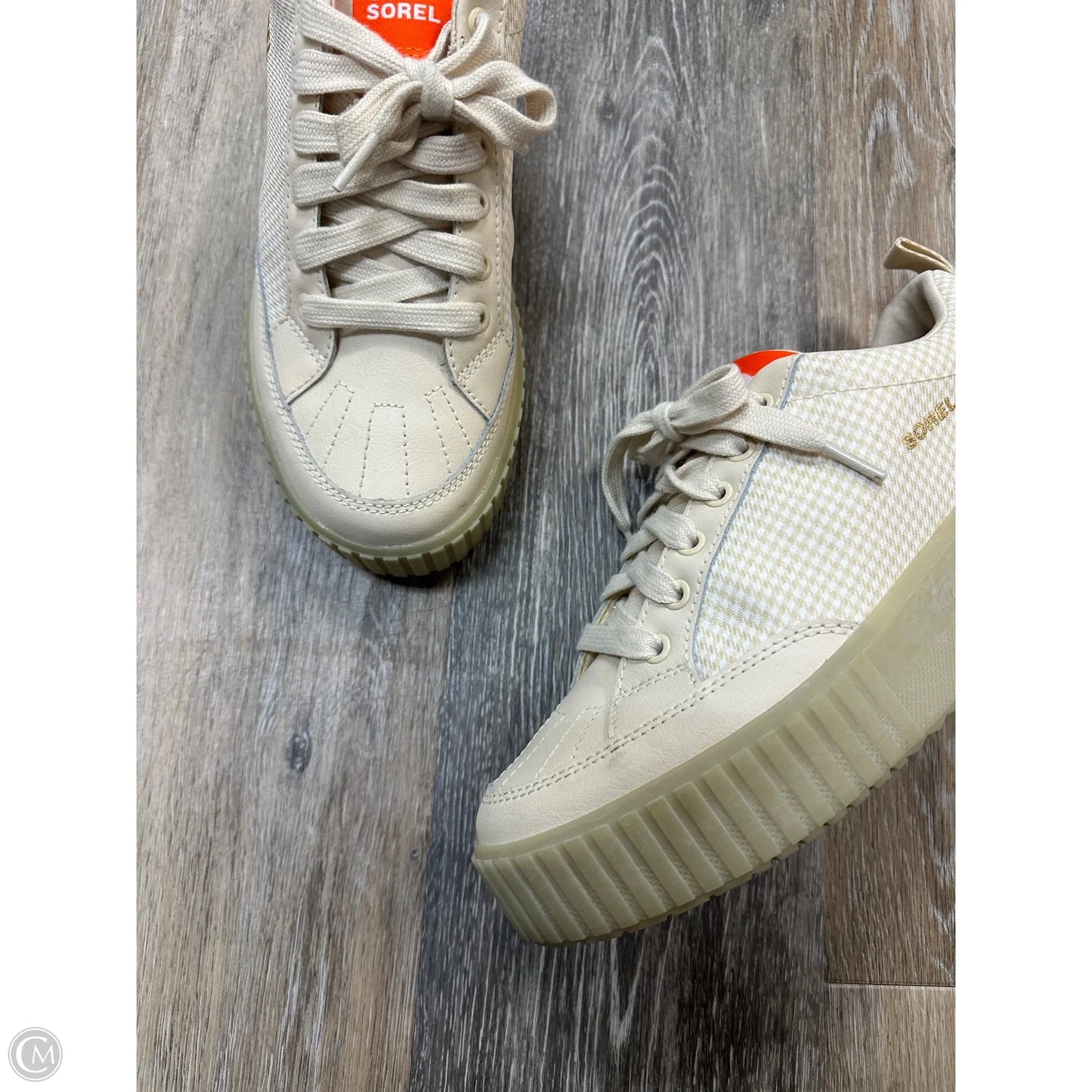 Shoes Sneakers By Sorel In Tan, Size: 10