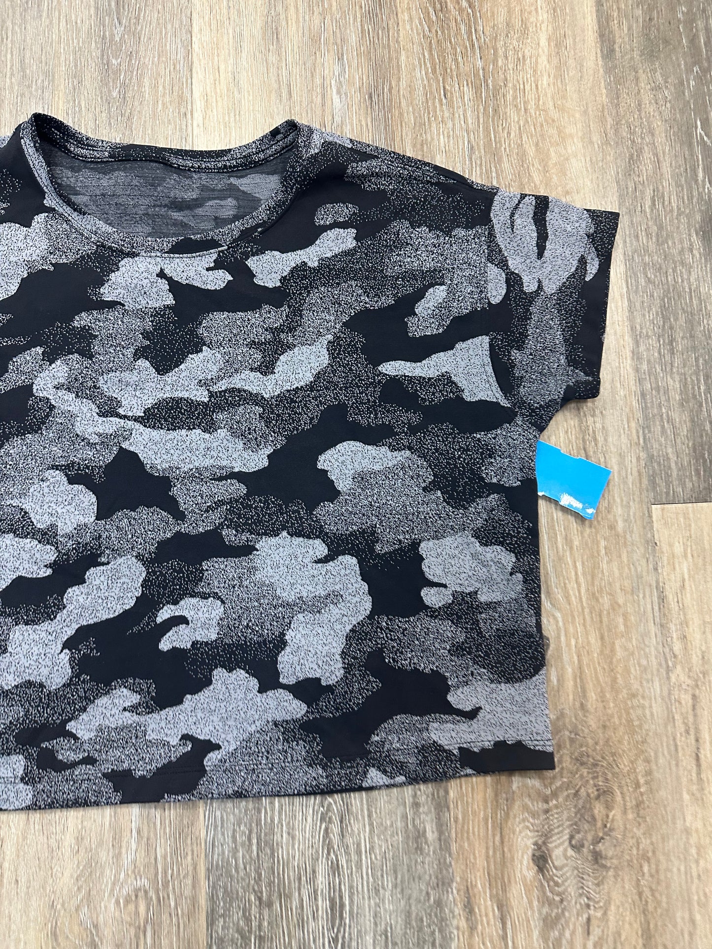 Camouflage Print Athletic Top Short Sleeve Lululemon, Size S