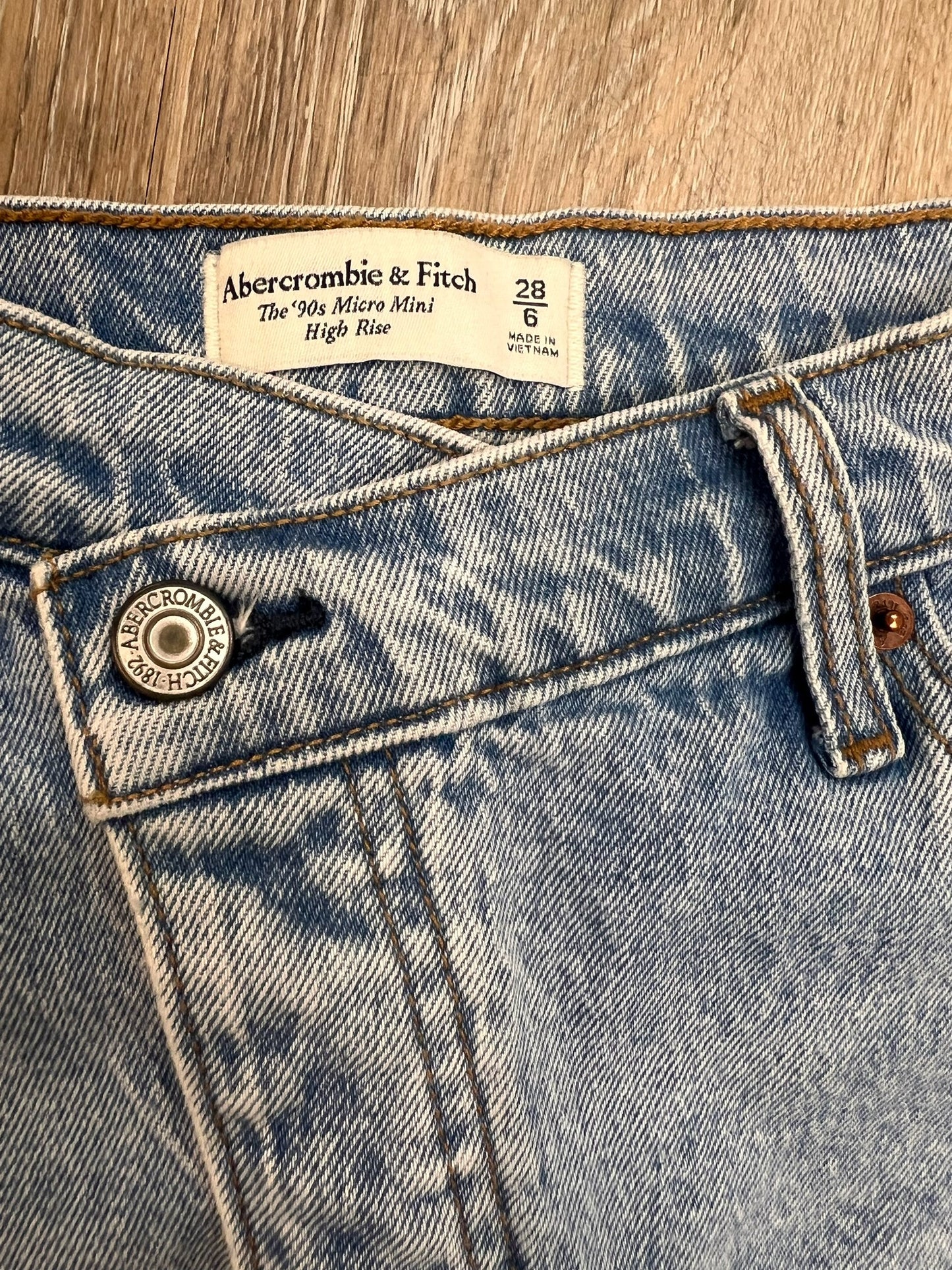 Skirt By Abercrombie And Fitch In Blue Denim, Size: 6/28