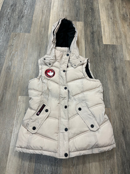 Vest Puffer & Quilted By Canada Weathergear In Tan, Size: M