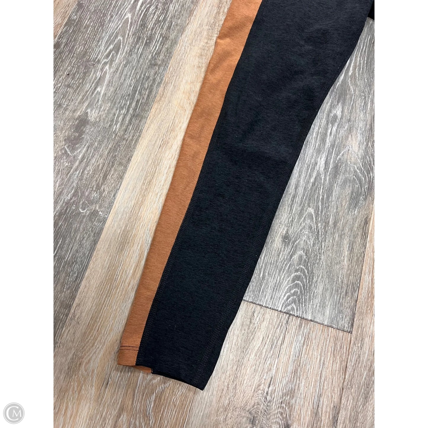 Athletic Leggings By Beyond Yoga In Grey, Size: L