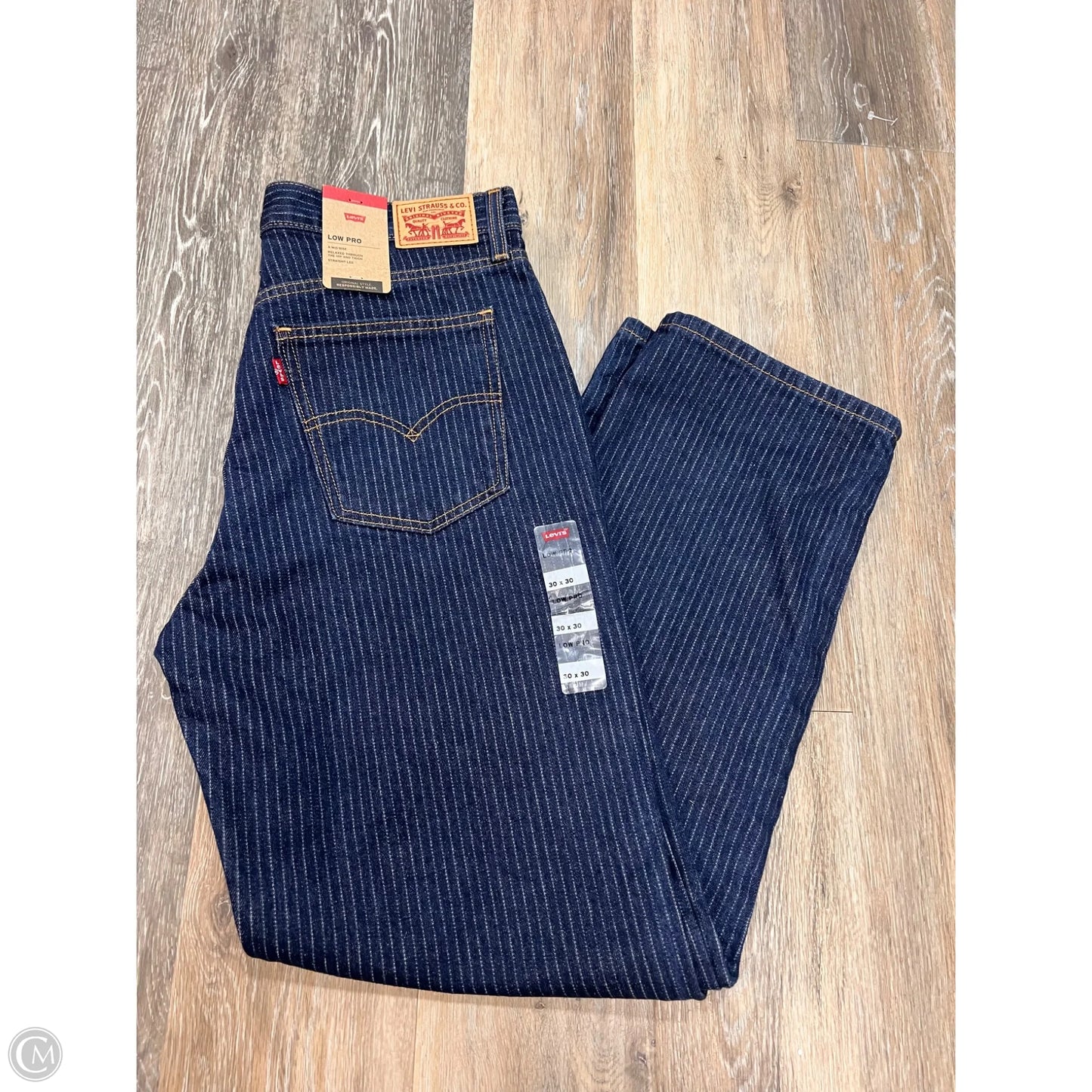 Jeans Straight By Levis In Blue Denim, Size: 10/30