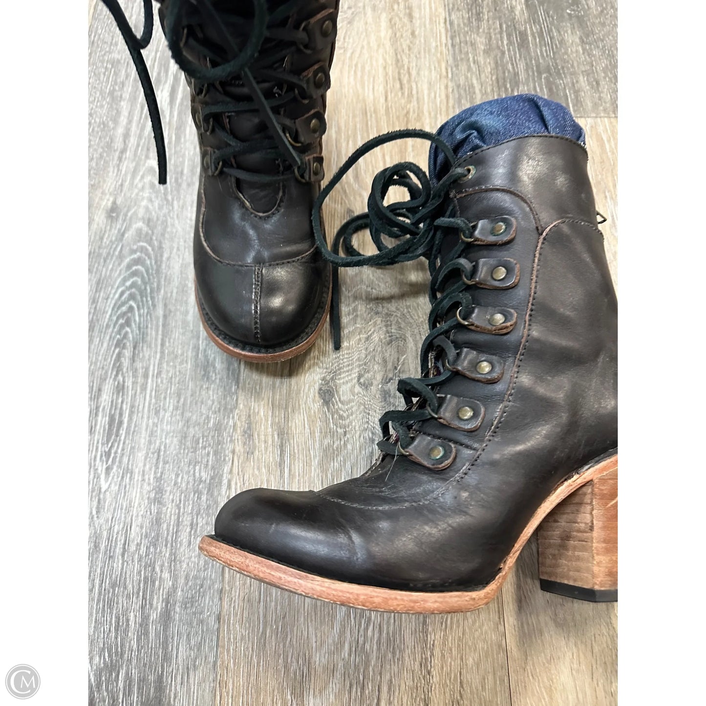 Boots Ankle Flats By Freebird In Black, Size: 7