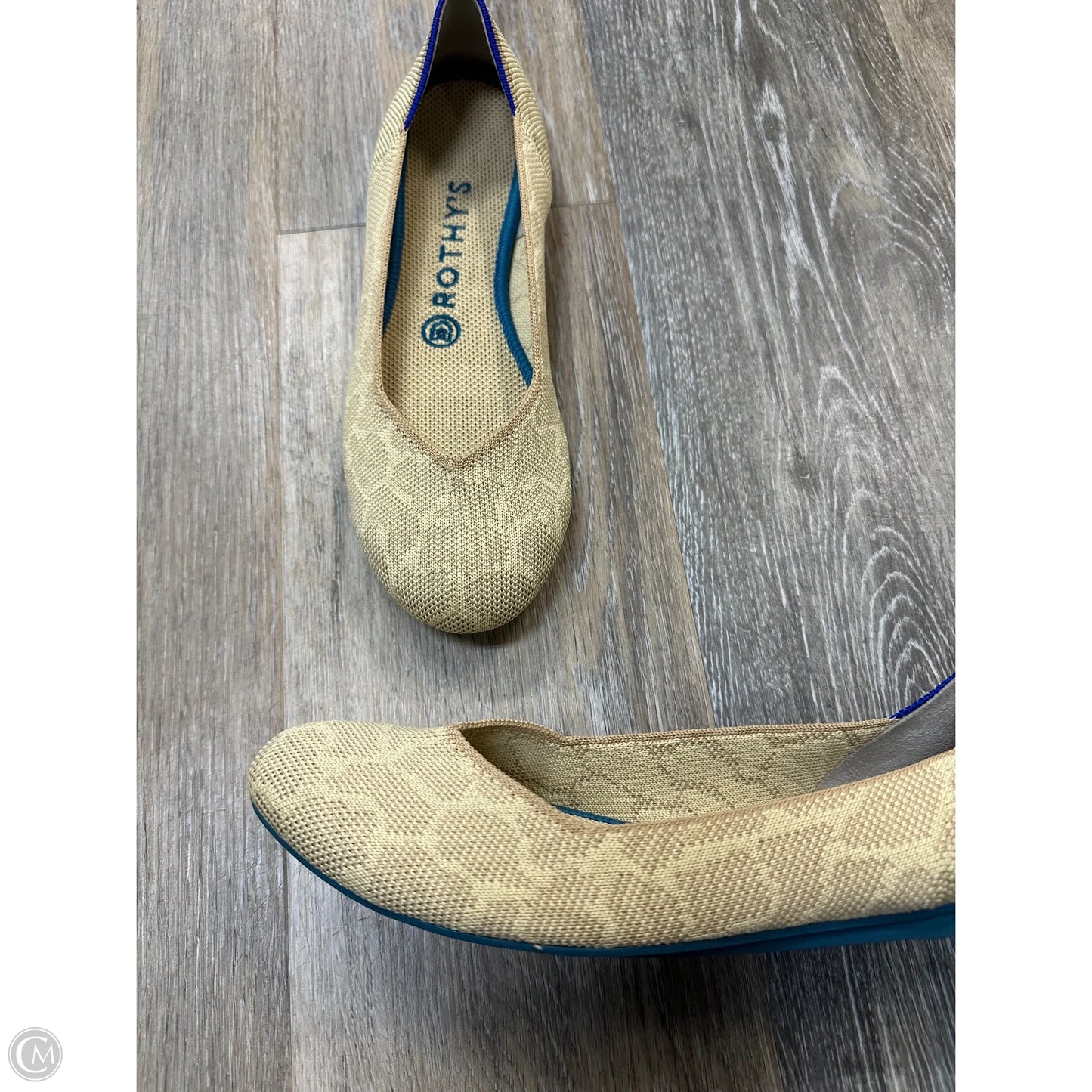 Shoes Flats By Rothys In Tan, Size: 8