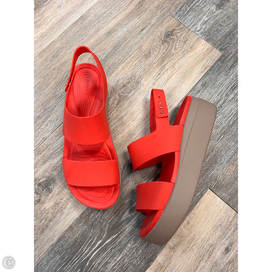 Sandals Flats By Crocs In Red, Size: 10