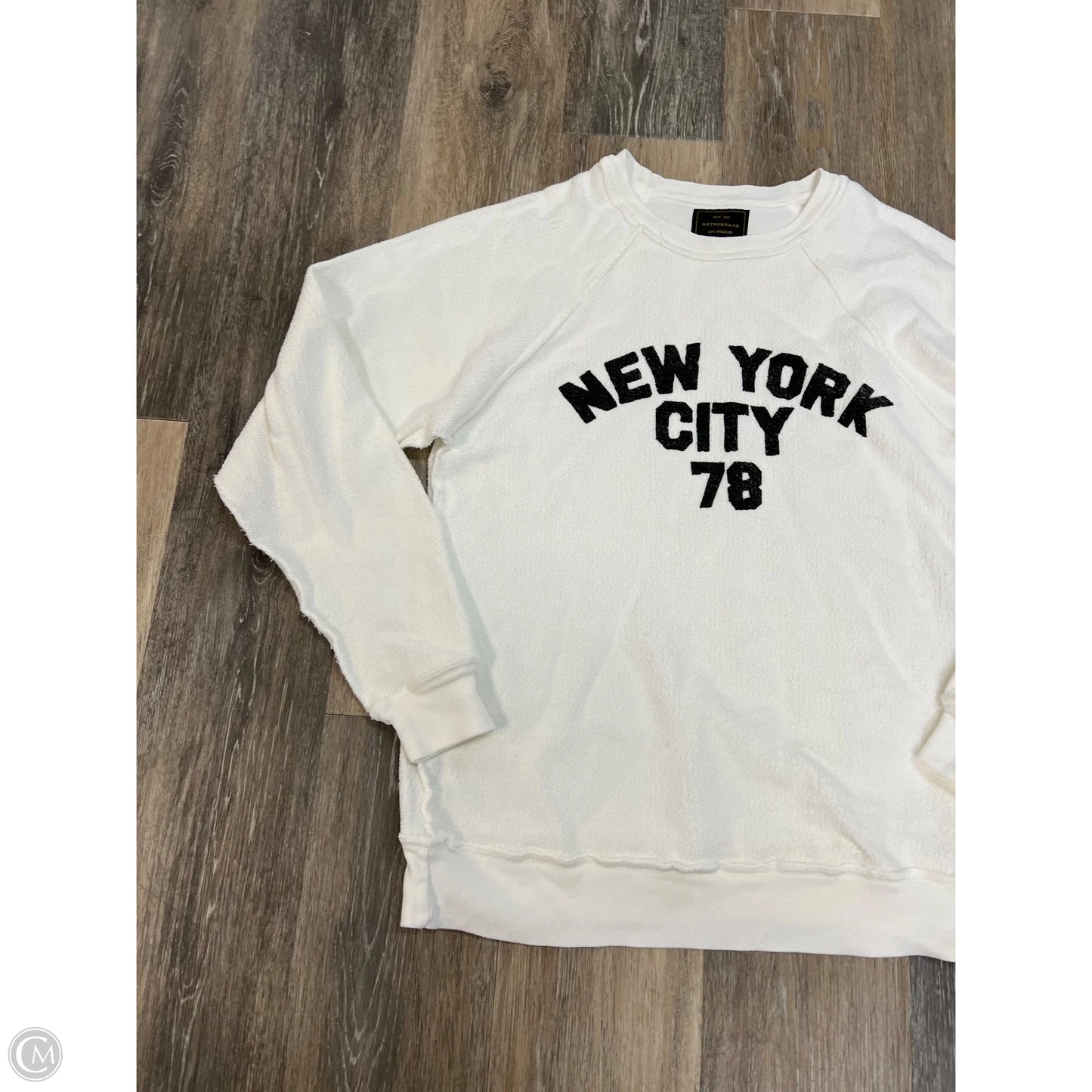 Crew Neck Long Sleeve By Retrobrand In White, Size: Xs