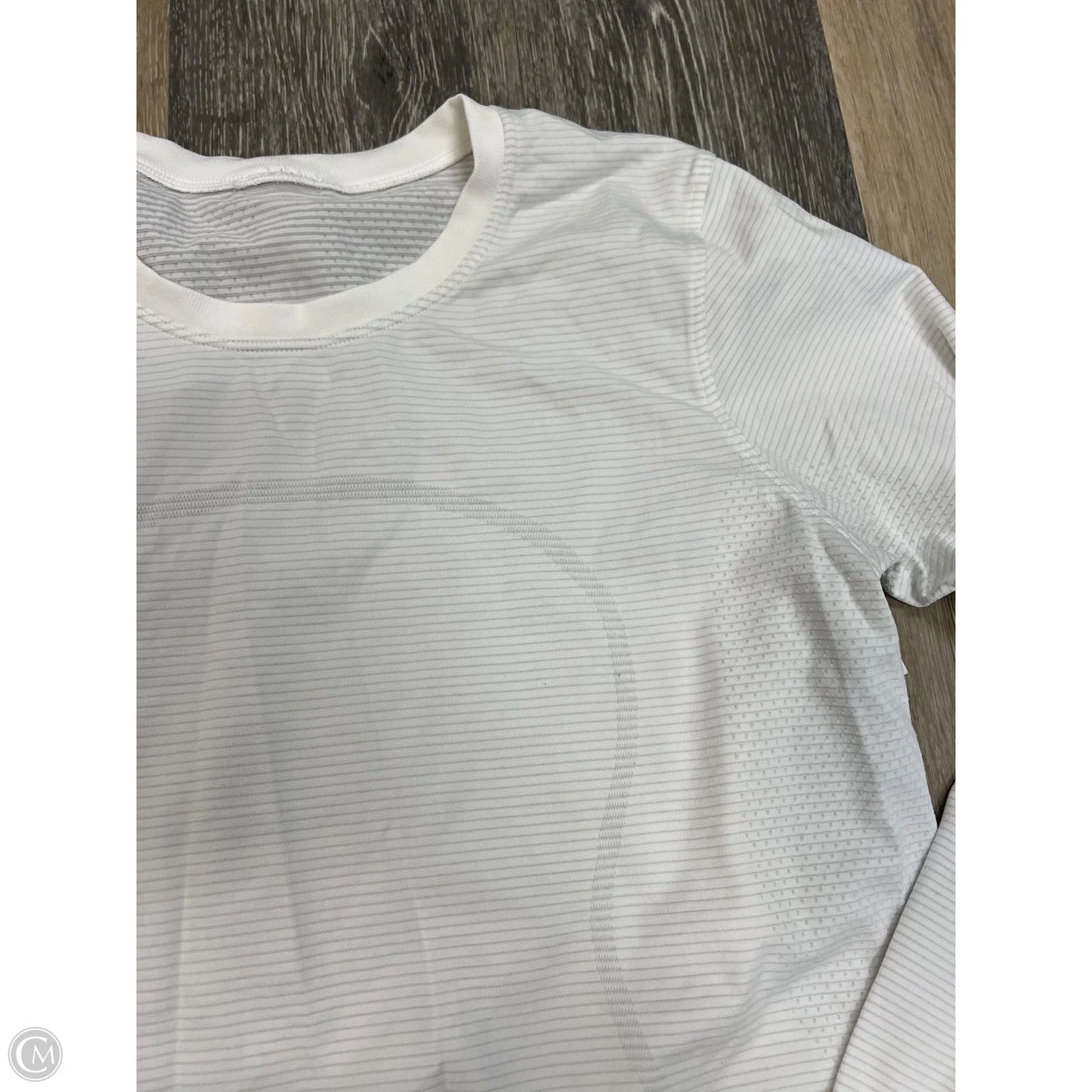 Athletic Top Long Sleeve Crewneck By Lululemon In White, Size: 8