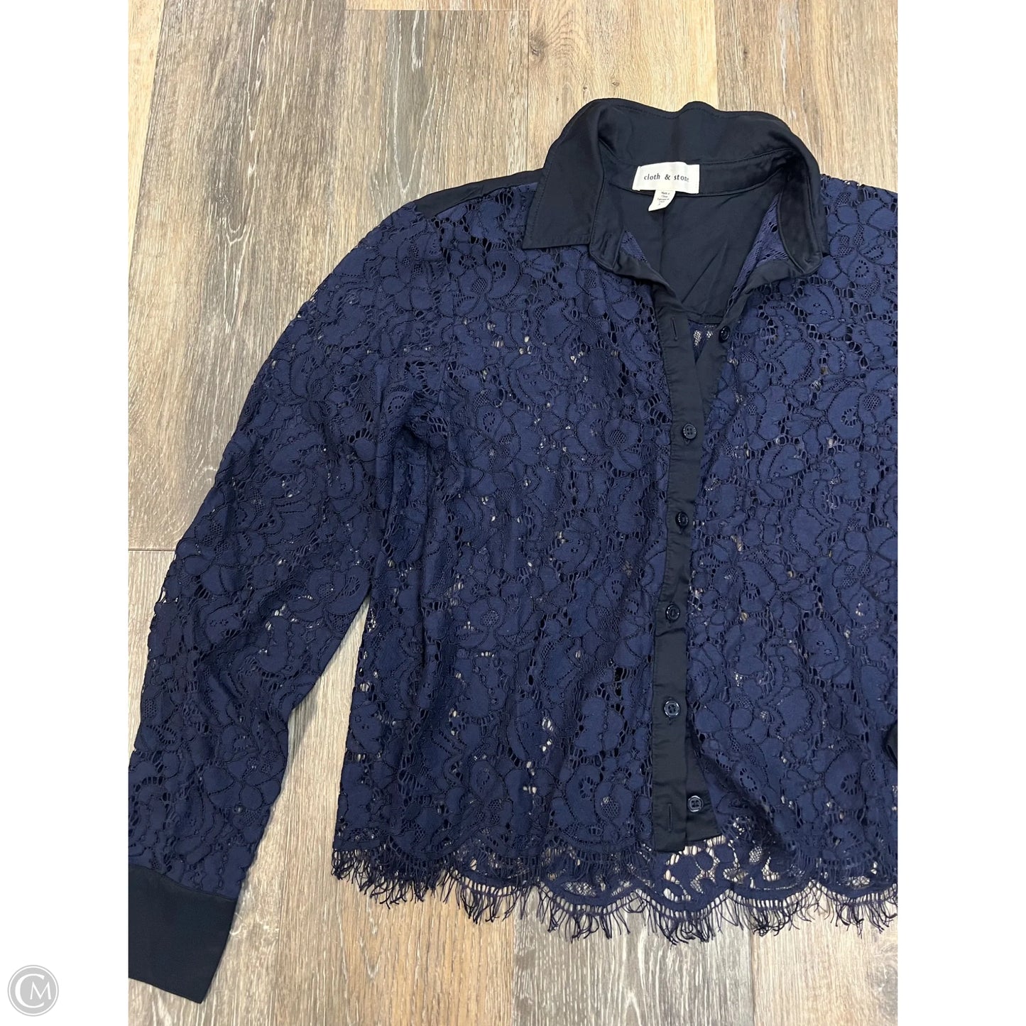 Blouse Long Sleeve By Cloth & Stone In Navy, Size: S