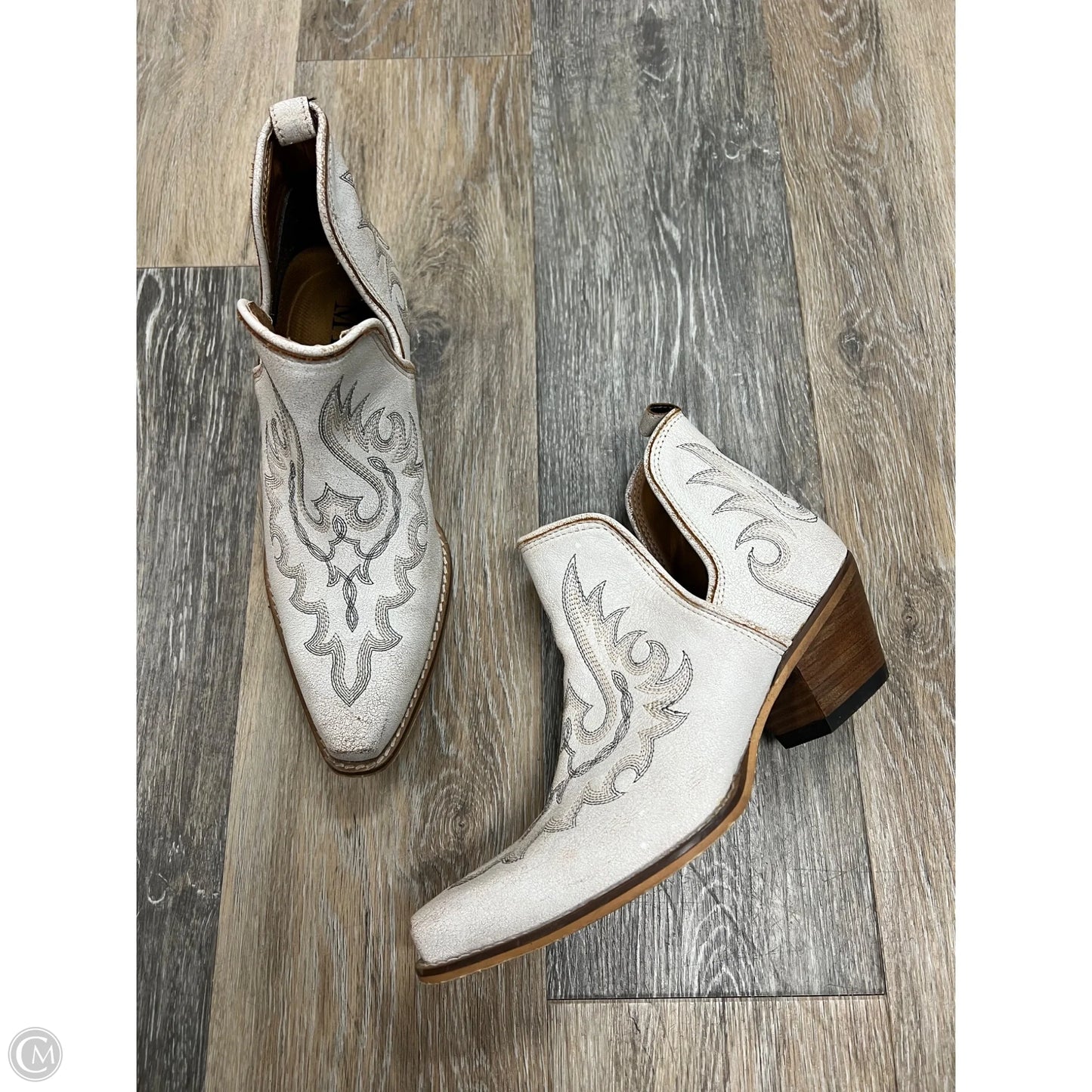 Boots Western By Myra In White, Size: 6