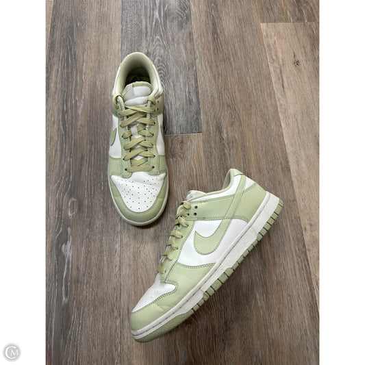 Shoes Sneakers By Nike In Green & White, Size: 10