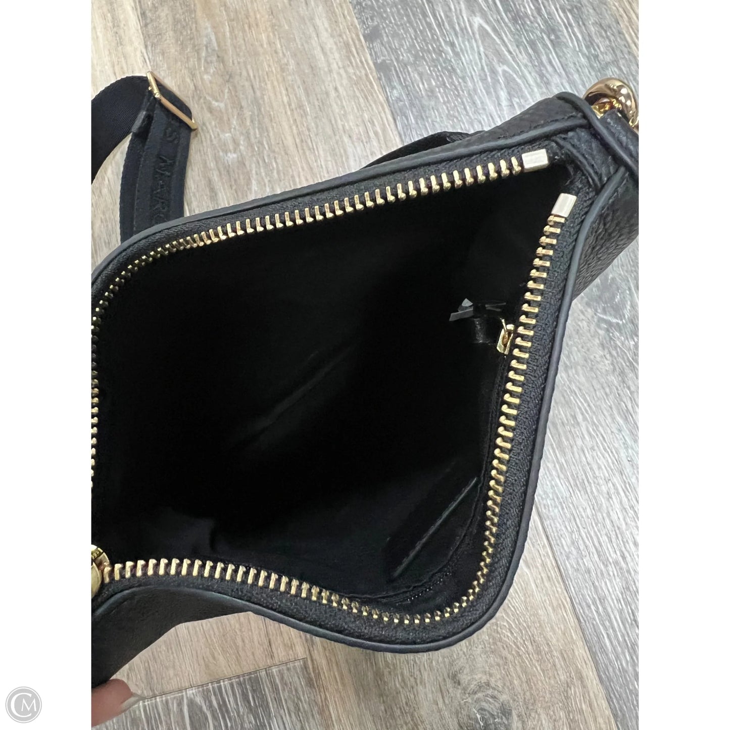 Crossbody Luxury Designer By Marc Jacobs, Size: Medium