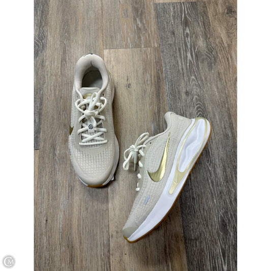 Shoes Athletic By Nike In Cream, Size: 8.5