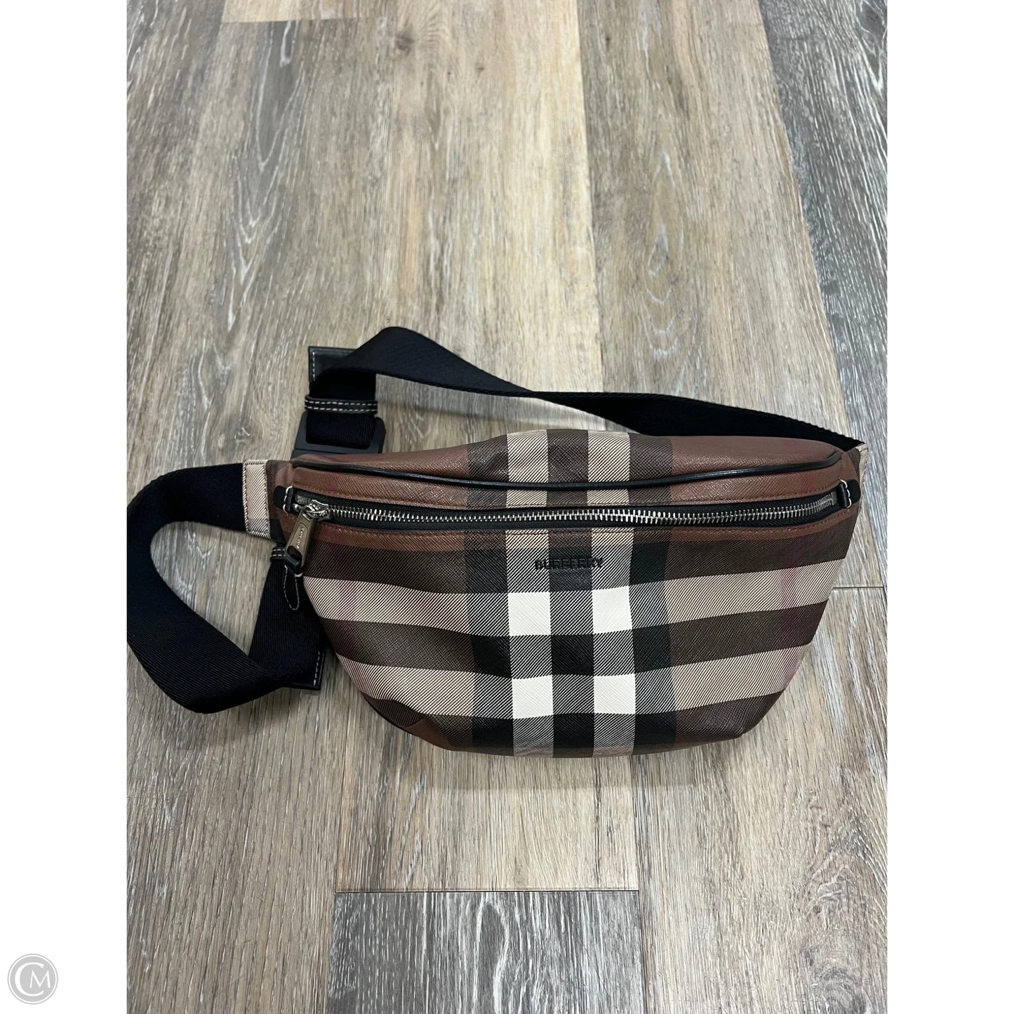 Belt Bag Luxury Designer By Burberry, Size: Medium