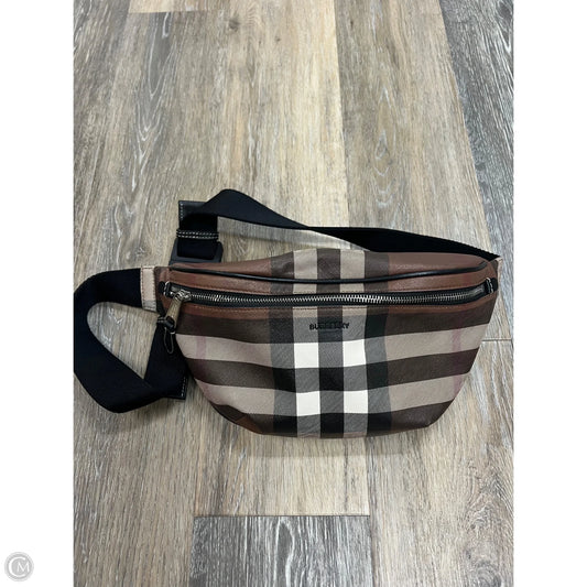 Belt Bag Luxury Designer By Burberry, Size: Medium