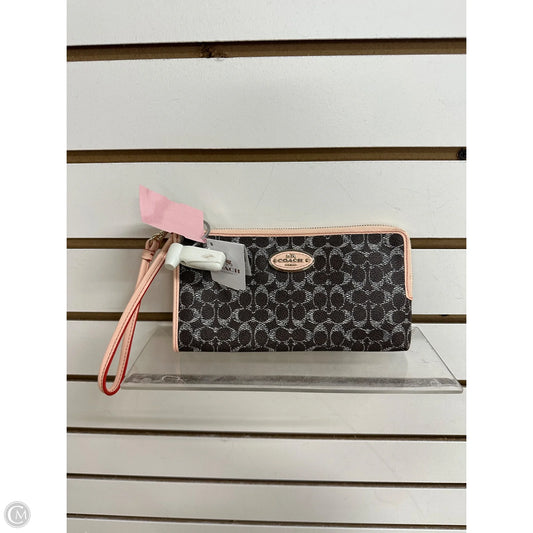 Wristlet Designer By Coach, Size: Medium