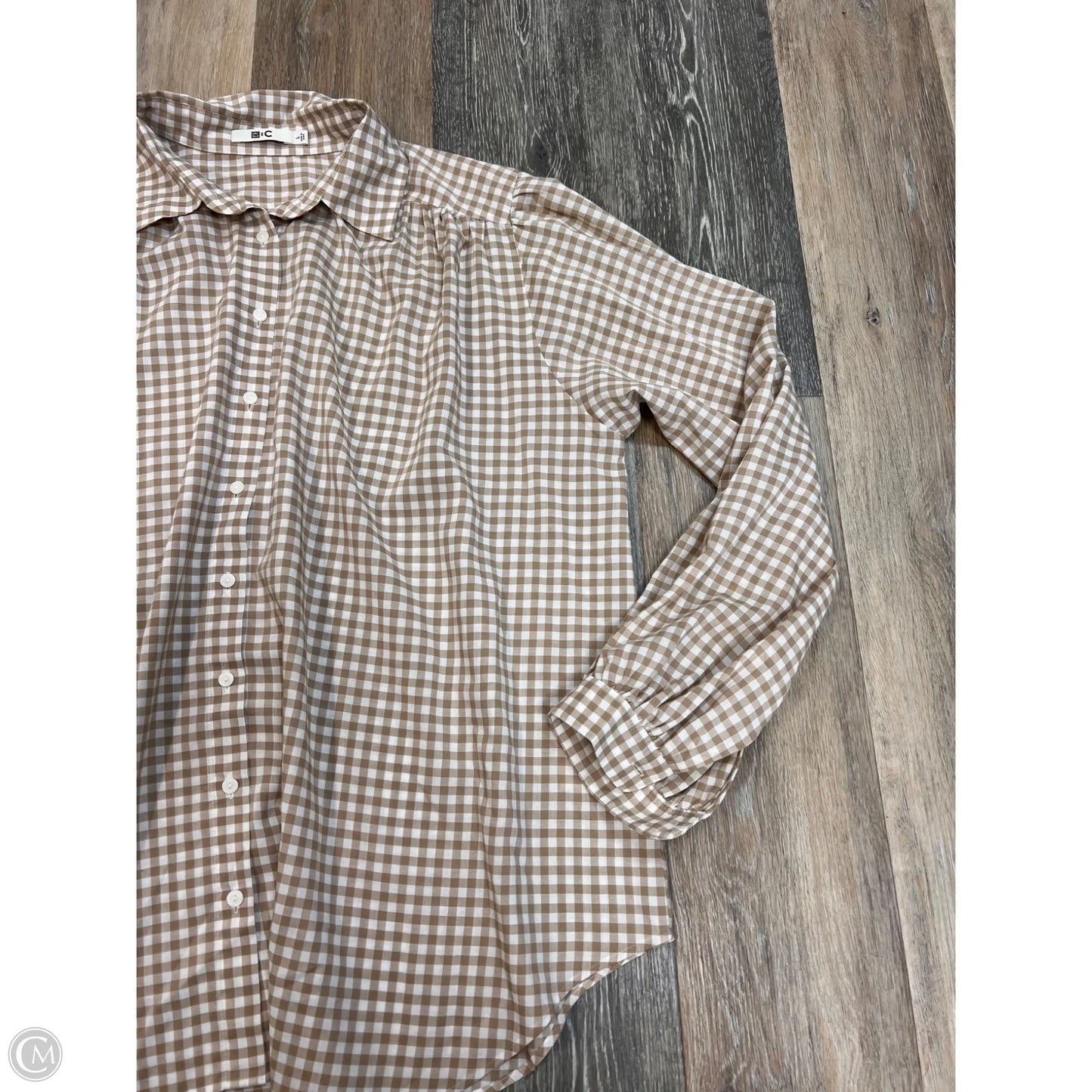 Blouse Long Sleeve By Uniqlo In Checkered Pattern, Size: L