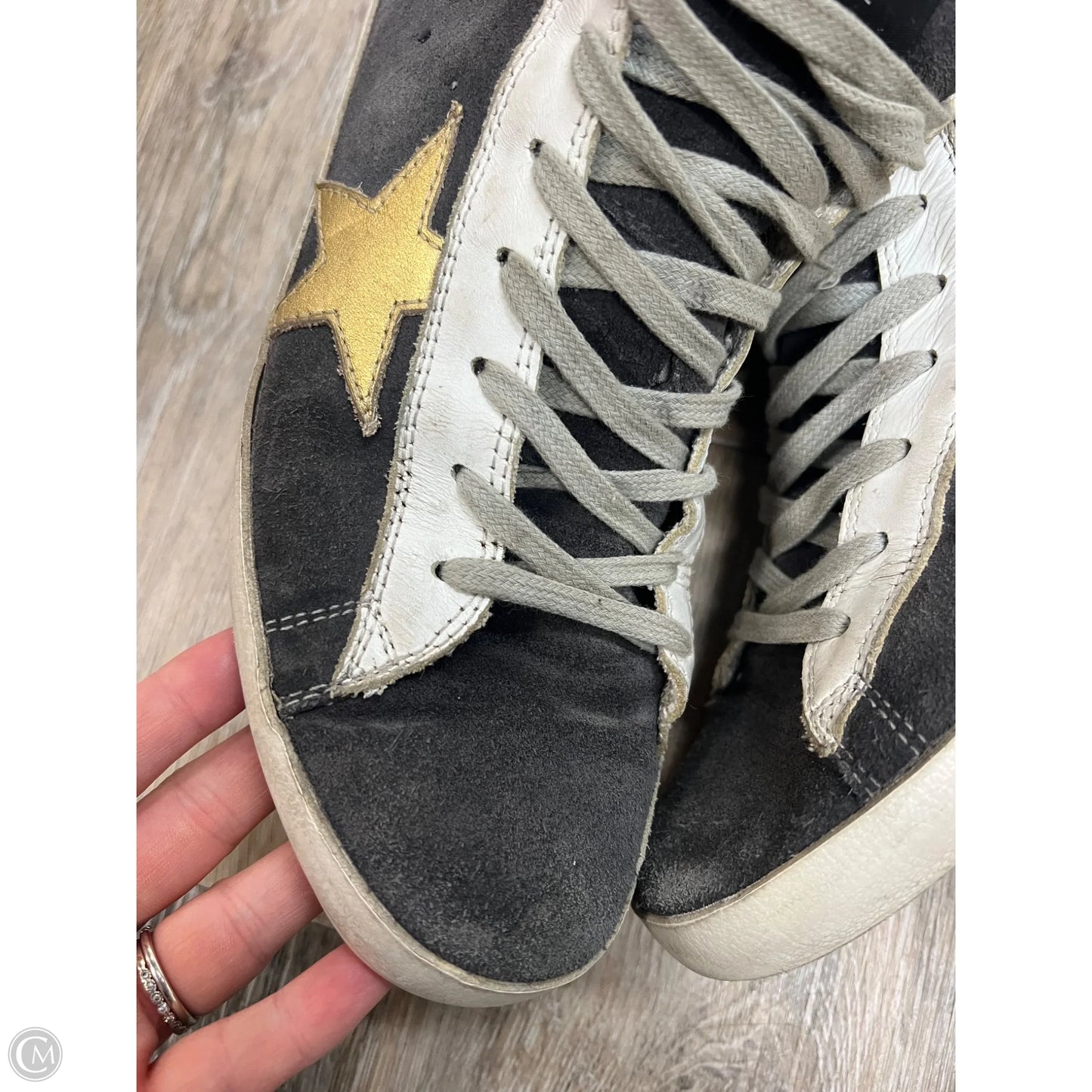 Shoes Luxury Designer By Golden Goose In Grey, Size: 8/38