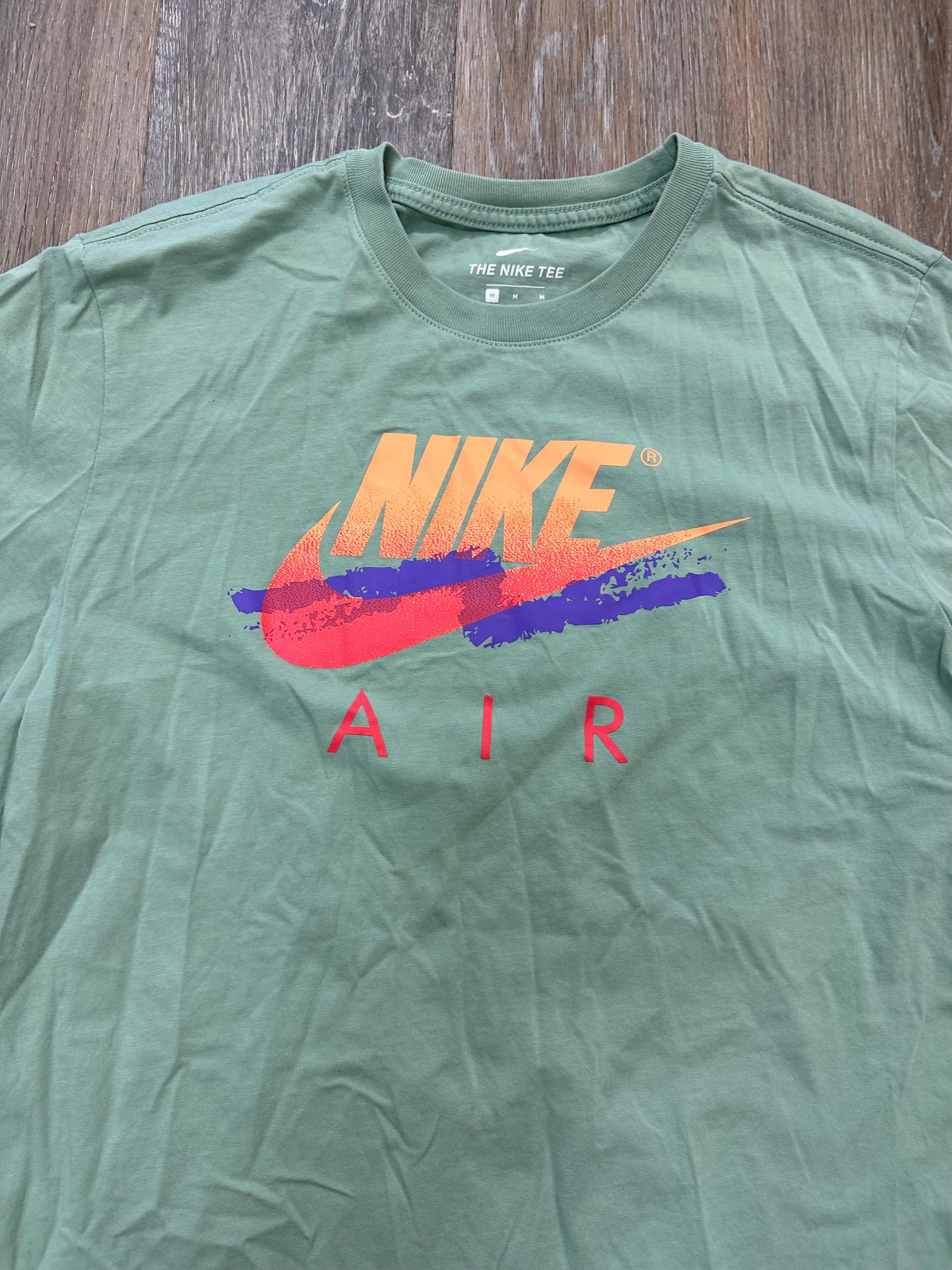 Athletic Top Short Sleeve By Nike Apparel In Green, Size: M