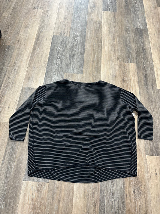 Athletic Top Long Sleeve Collar By Lululemon  Size: 20
