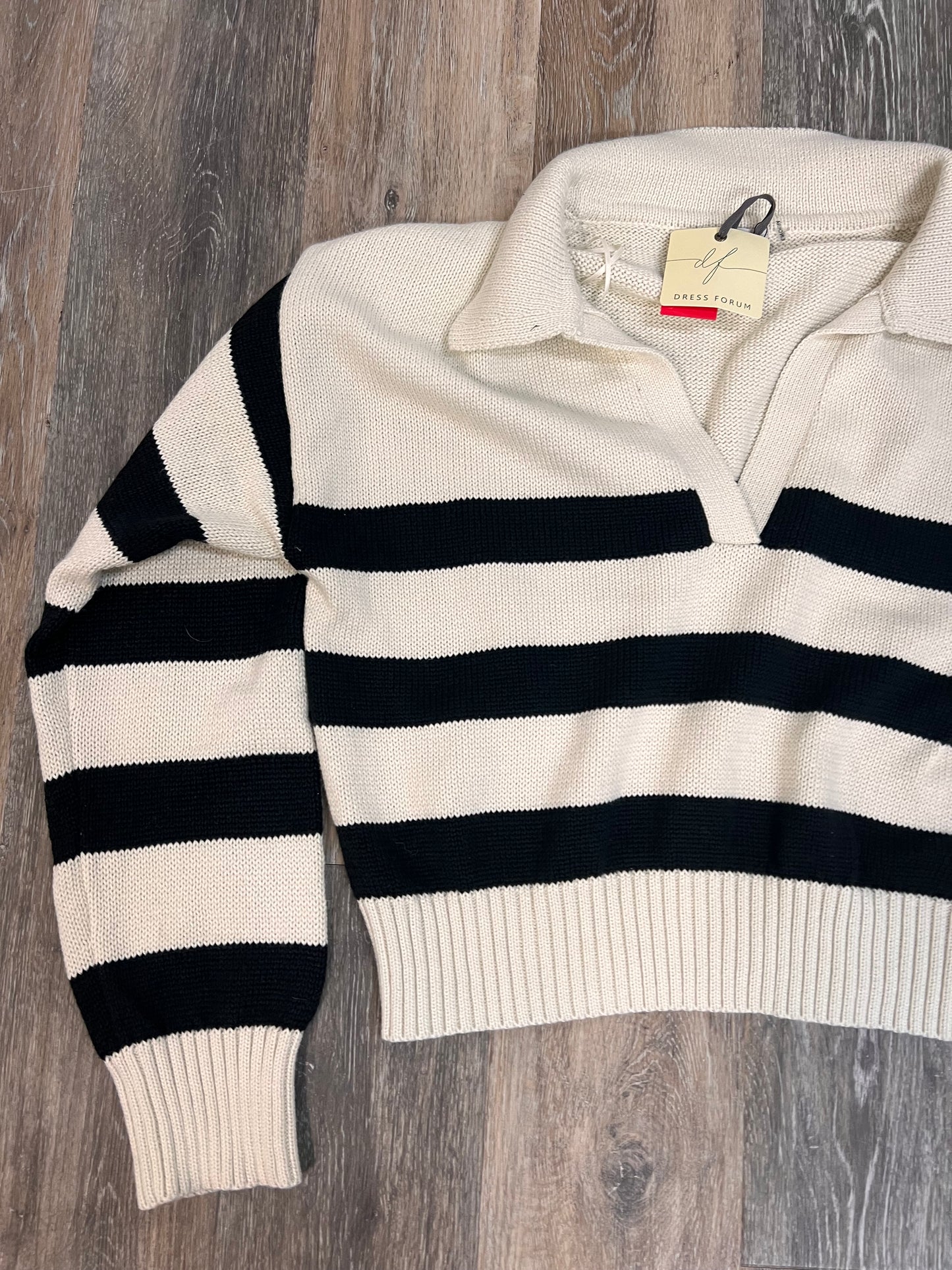 Sweater By Dress Forum In Striped Pattern, Size: L