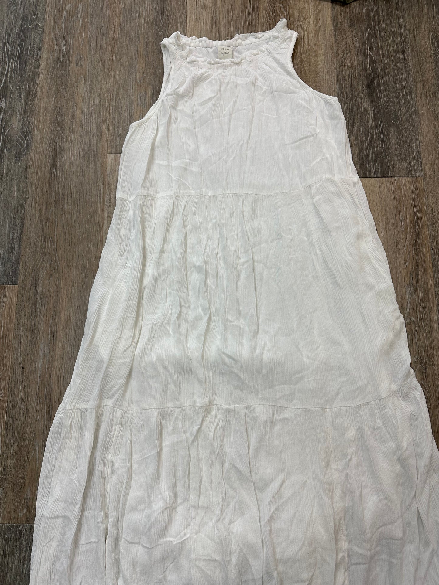 Dress Casual Maxi By Roan and Ryan In White, Size: M