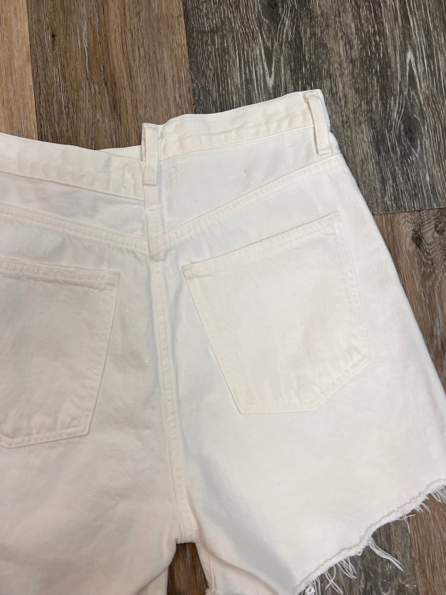 Shorts Designer By Agolde In White Denim, Size: 2/26