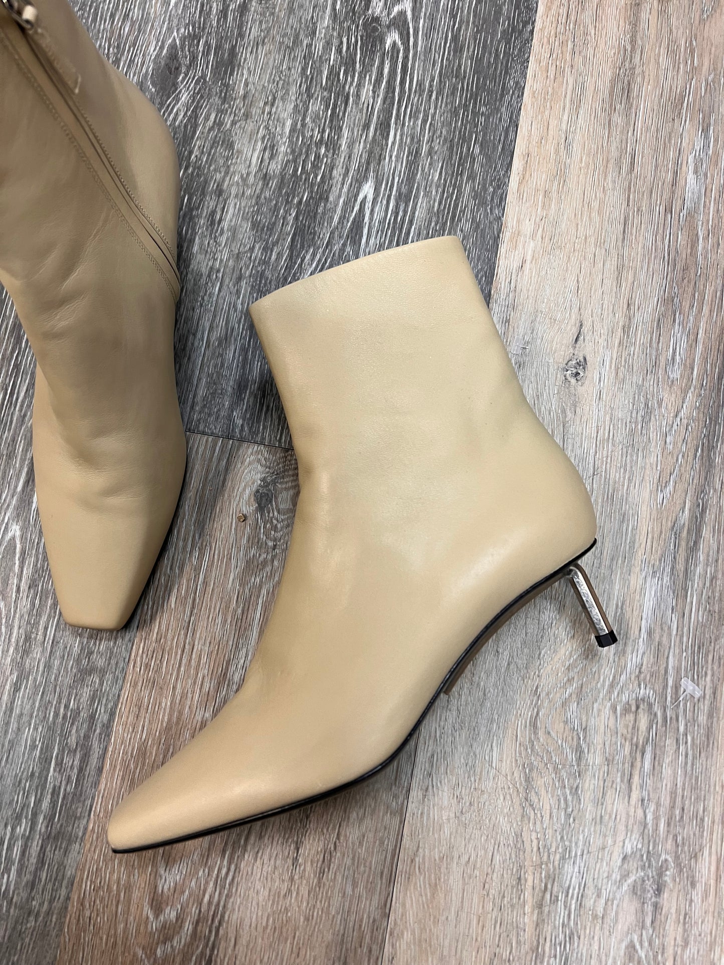 Boots Luxury Designer By Off-white In Tan, Size: 7/37