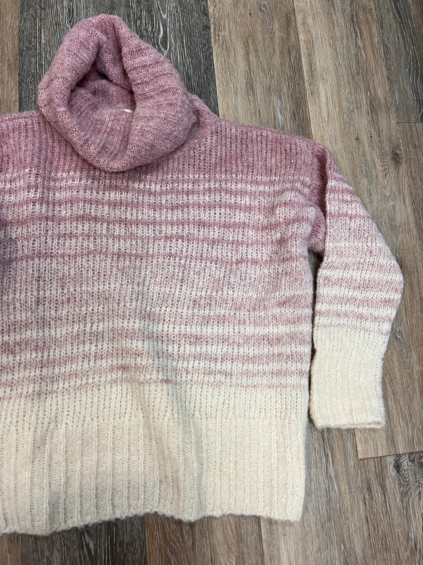 Sweater By Xirena In Pink & White, Size: S
