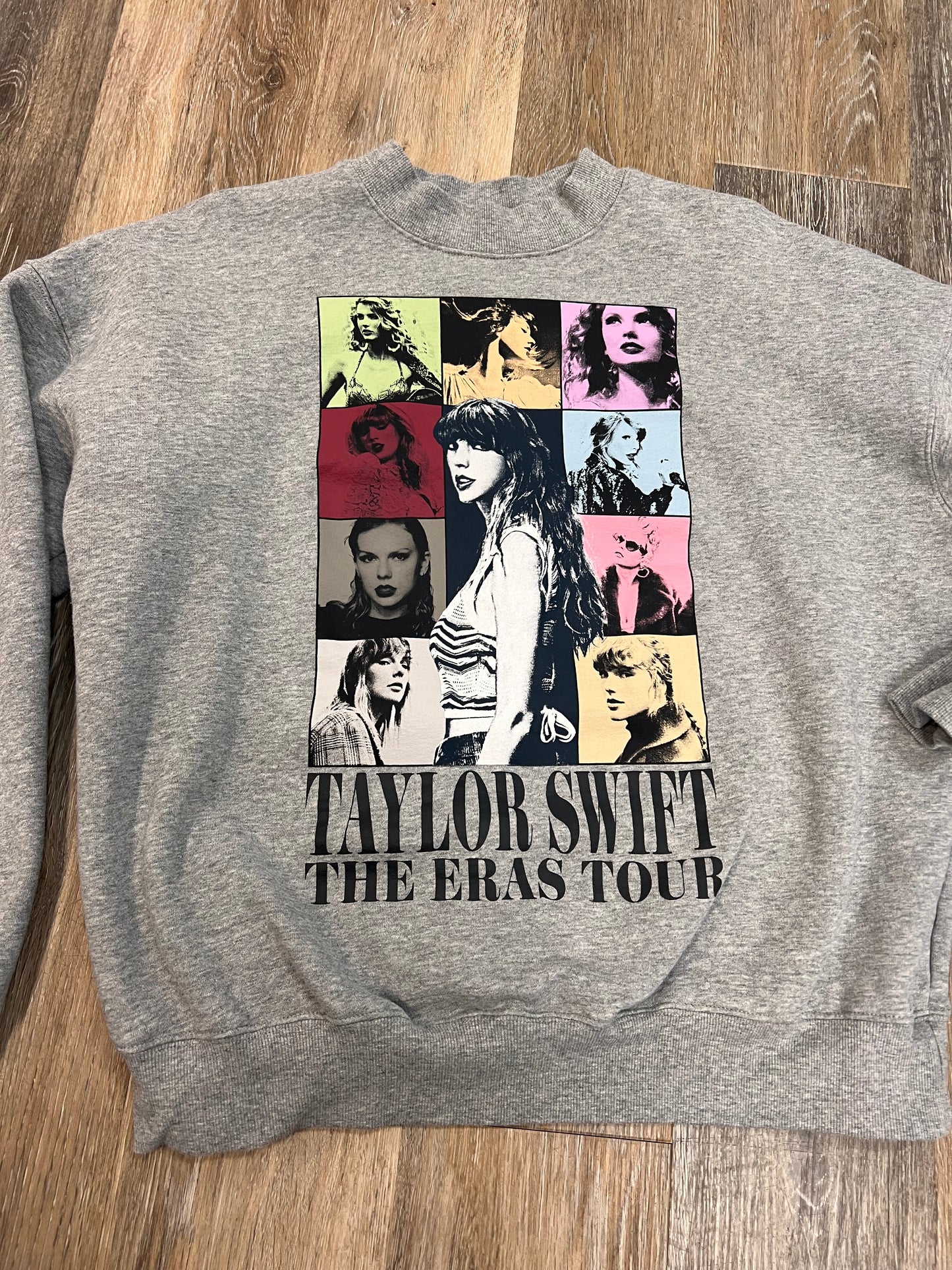 Sweatshirt Crewneck By Taylor Swift In Grey, Size: S