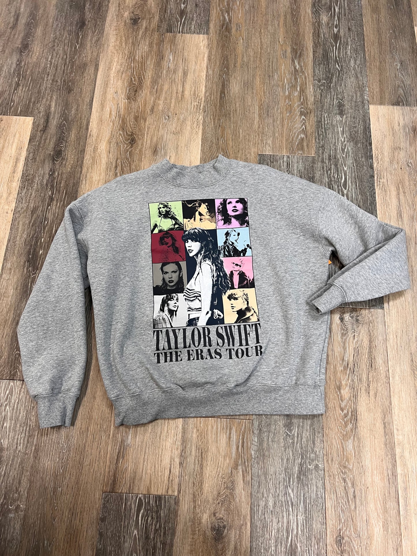 Sweatshirt Crewneck By Taylor Swift In Grey, Size: S