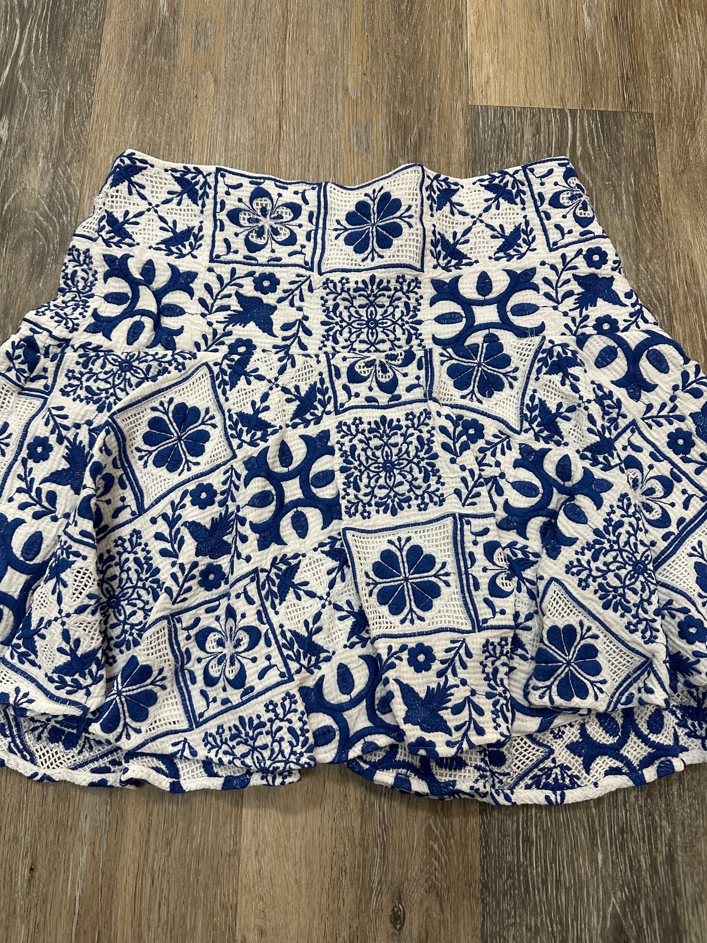 Skirt Mini & Short By Maeve In Blue & White, Size: 6