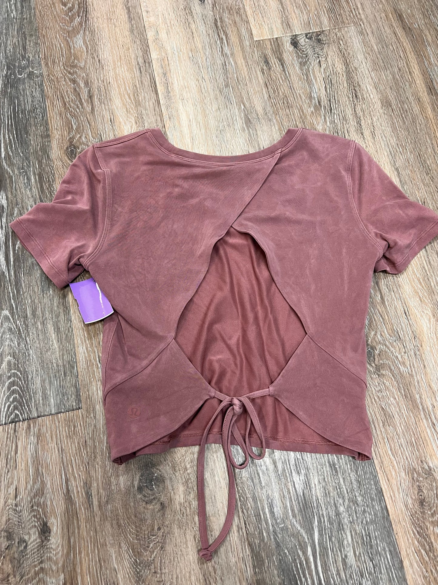 Athletic Top Short Sleeve By Lululemon In Mauve, Size: 4