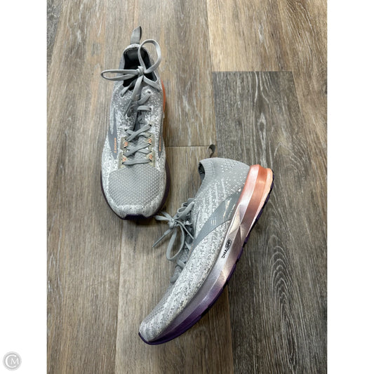 Shoes Athletic By Brooks In Grey, Size: 8.5