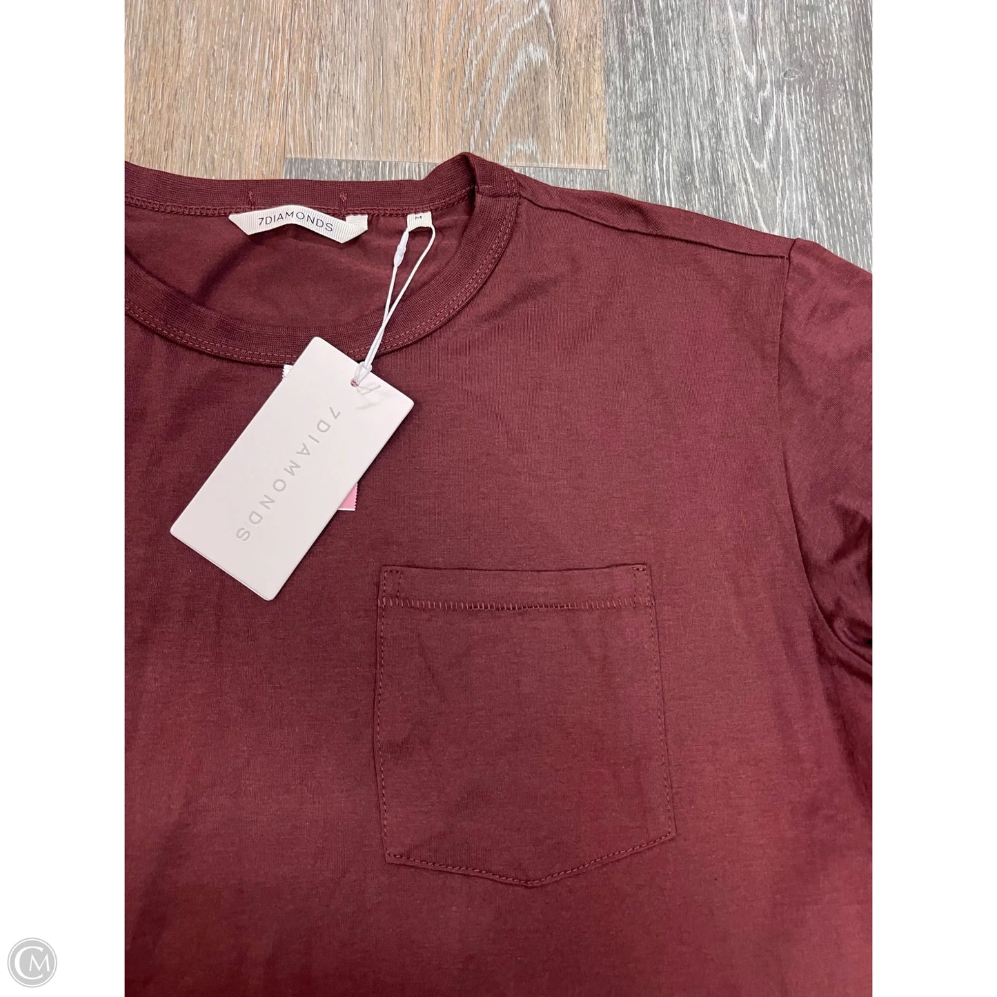 Top Short Sleeve By 7 Diamonds In Maroon, Size: M